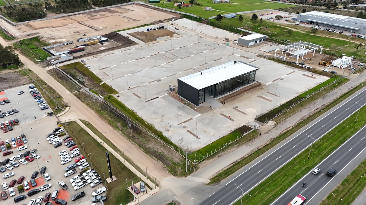 Automotora — Comercial en Canelones, Uruguay — imagen 4