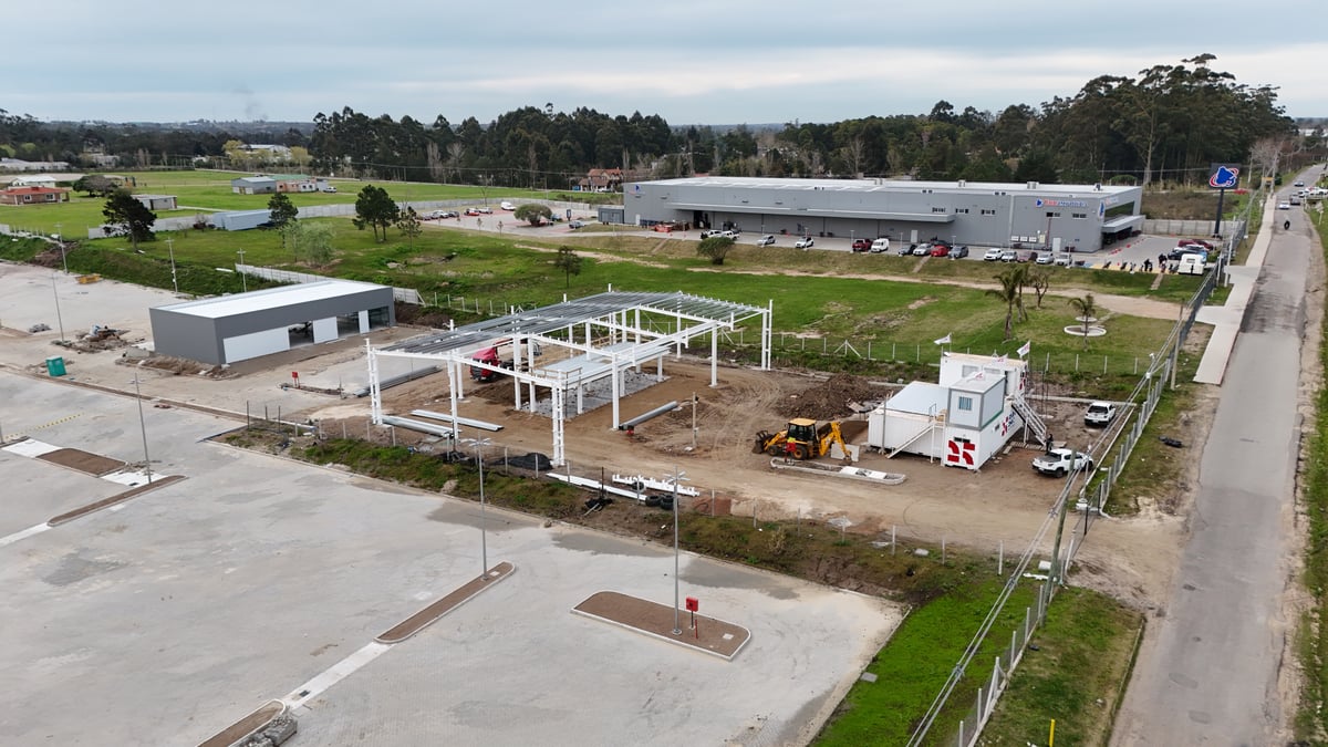 Rentadora Multicar — Comercial · Alquiler de vehículos en Canelones, Uruguay — imagen 4