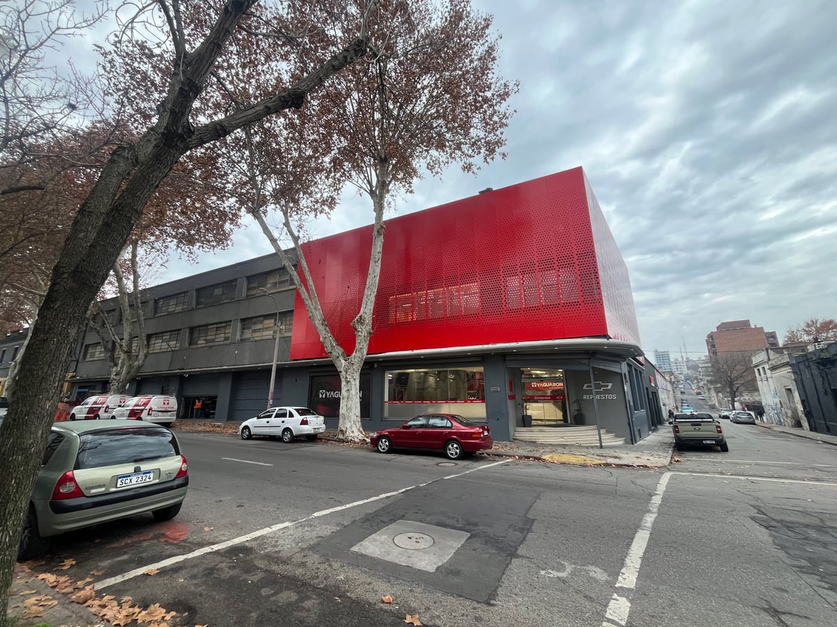 YAGUARON REPUESTOS — foto 8